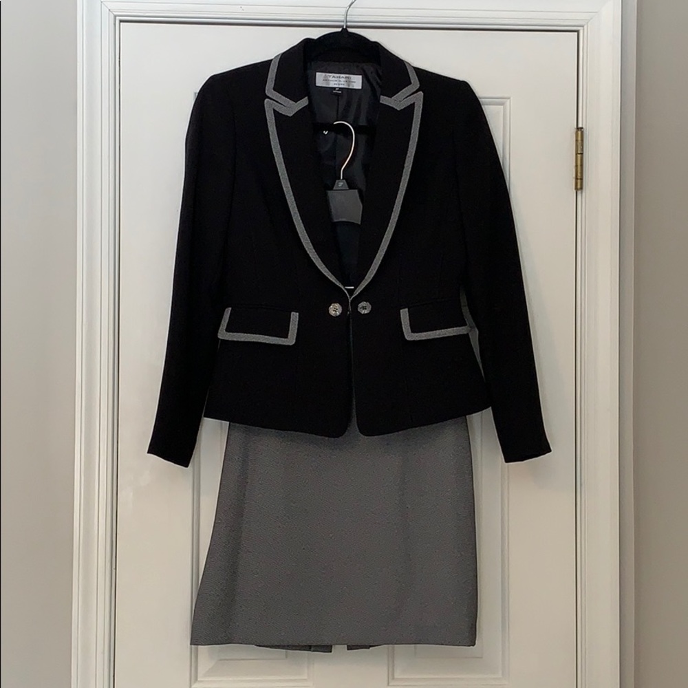 NWT Tahari 2 piece suit set